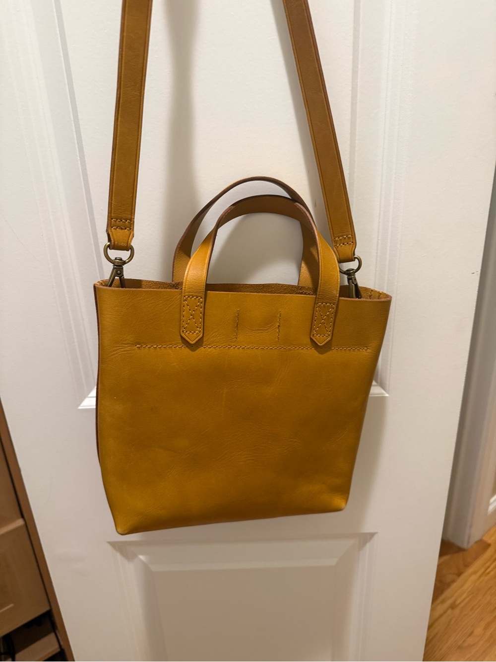 Madewell crossbody mini bucket tote bag - like new
